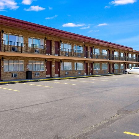 Quality Inn & Suites Airport Portland Exterior foto