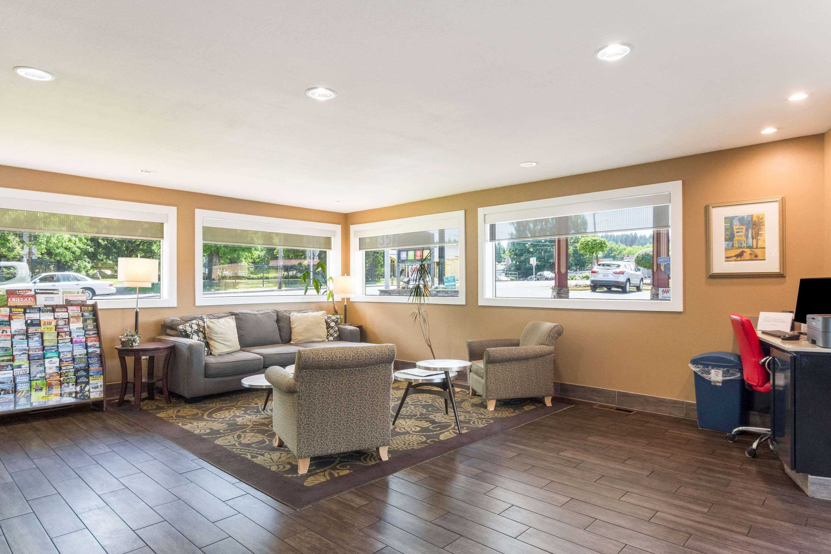 Quality Inn & Suites Airport Portland Exterior foto